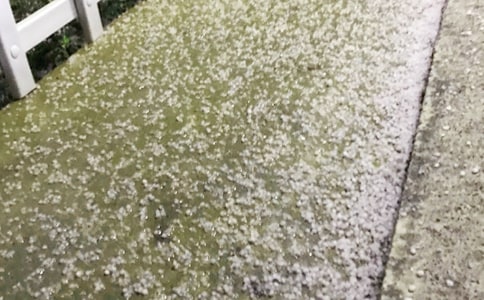 下冰雹作文