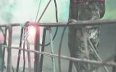 �����·���ĵ��w�������x14ƪ��