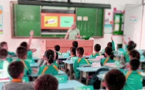 【集合】我教學中的小故事2篇
