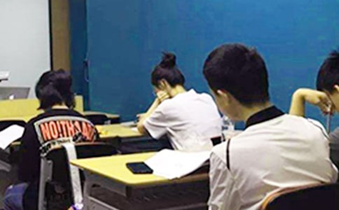 考試成績(jī)重要嗎