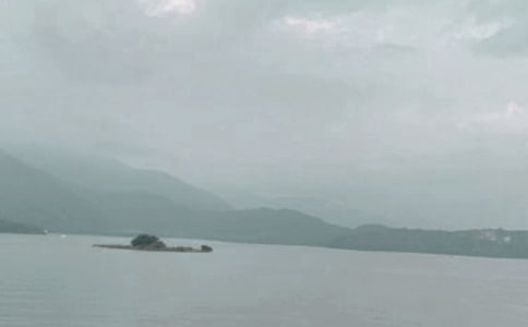 日月潭評課稿