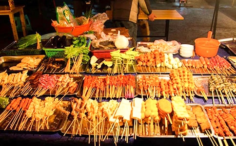 請(qǐng)問(wèn):家樂(lè)福有賣(mài)燒烤的炭嗎?大概在什么位置?