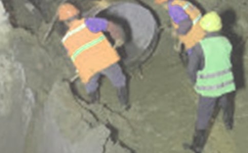 道路施工的通告通用