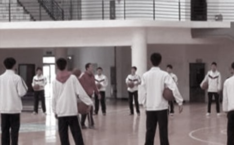 �w���̌W����Ϣ���g���\��Փ��