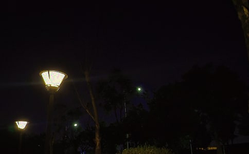 ���������İ�180�侫�x