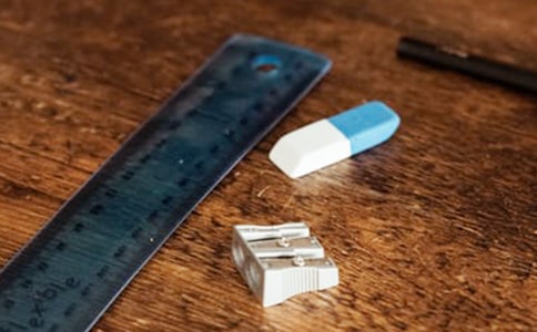 我設計未來的文具作文