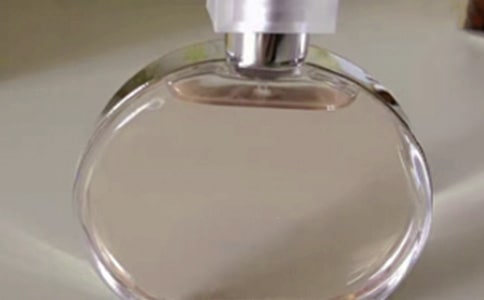 香水怎么用-噴香水的正確方法