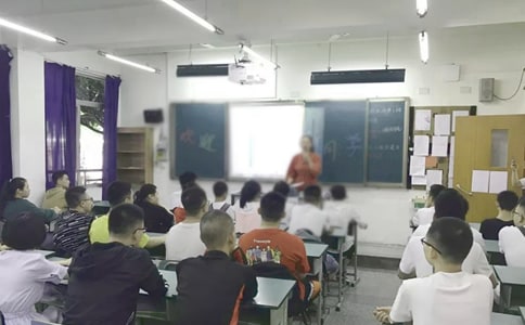 語(yǔ)文教師家長(zhǎng)會(huì)發(fā)言稿集錦15篇